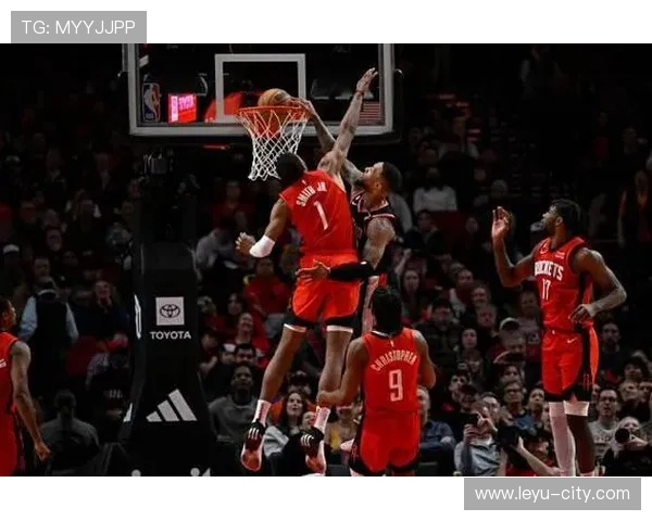 利拉德挡拆制造多次得分机会提升球队关键时刻效率