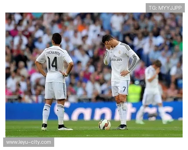 奥斯梅恩 vs 埃托奥：非洲锋霸的进攻效率与战术角色对比