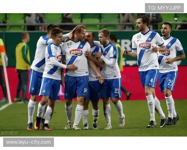 穆西亚拉 vs 福登：德英技术流组织核心对比